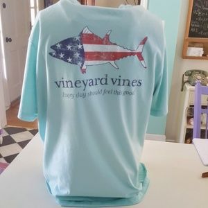 Vineyard Vines Tee
